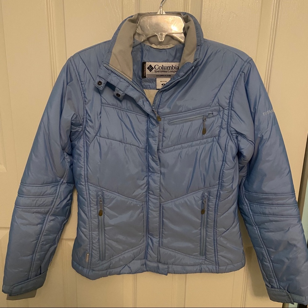 Columbia dusty blue thin jacket
